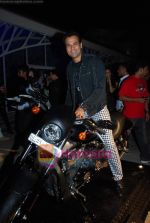 Rohit Roy at Harley Davidson bash hosted by Arju Khanna in Tote on 14th Nov 2009 (42).JPG